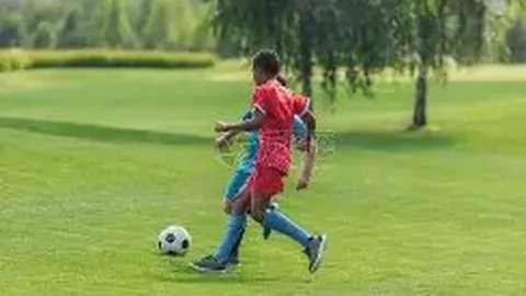 切尔西换帅后力挽狂澜，逆袭热刺重塑英超格局