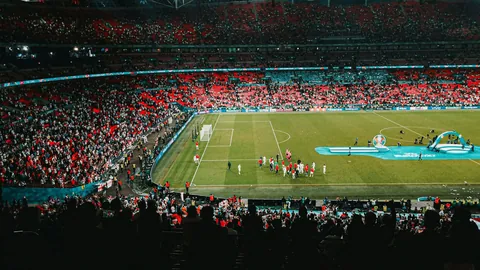 巴塞罗那计划再次促成阿劳霍转会，尤文、曼联、拜仁争相求购